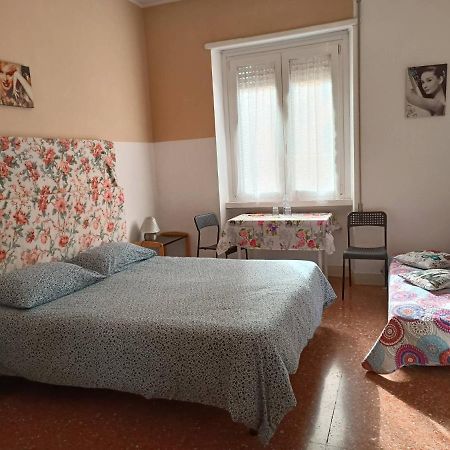 Affittacamere Vicino Stazione Trastevere. Рим Екстериор снимка